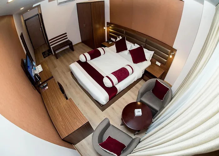 Hotel The Address