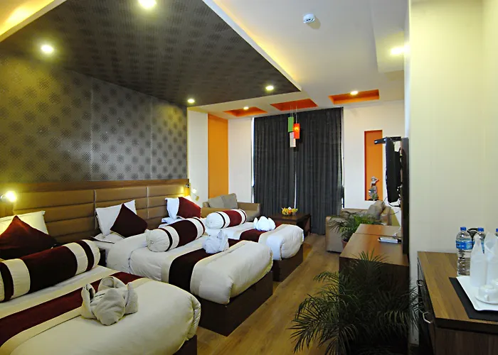 Hotel The Address
