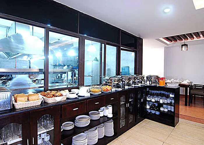 Hotel The Address 4*